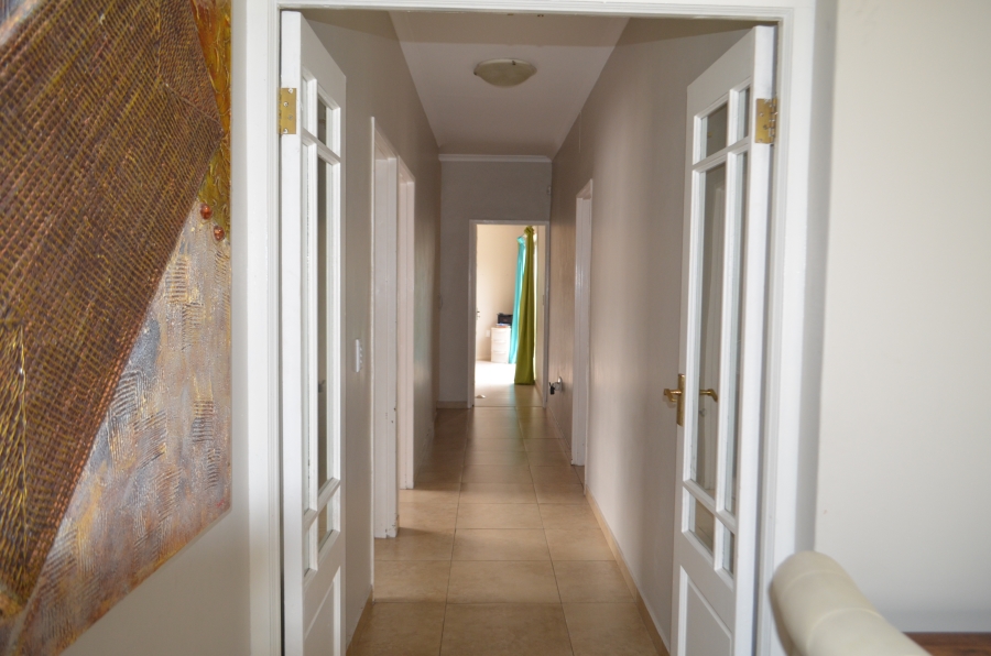 To Let 3 Bedroom Property for Rent in Rouxville Western Cape